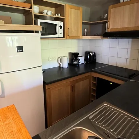 Apartment Le Centaure - Confortable - Aux Pieds Mae-0651